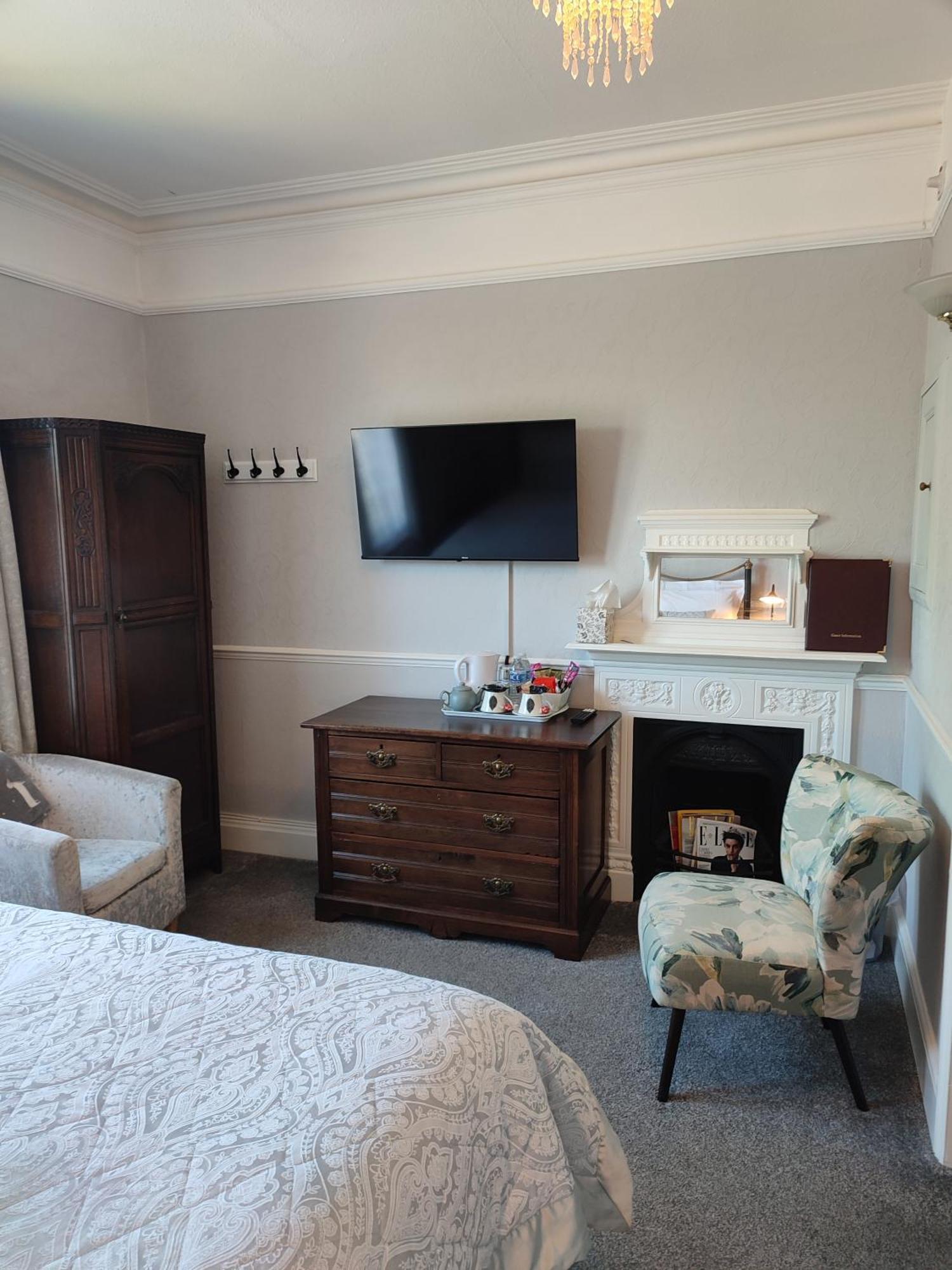 Anton Guest House Bed and Breakfast Shrewsbury Exterior foto